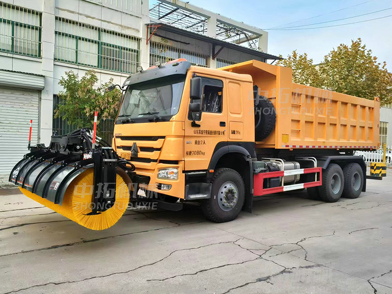 車載加裝 掃雪滾 (6).jpg